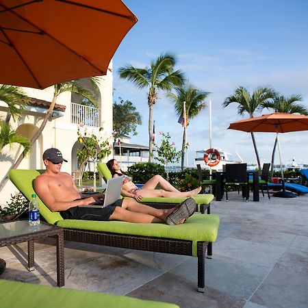 Paradise Harbour Club & Marina Nassau Exteriör bild