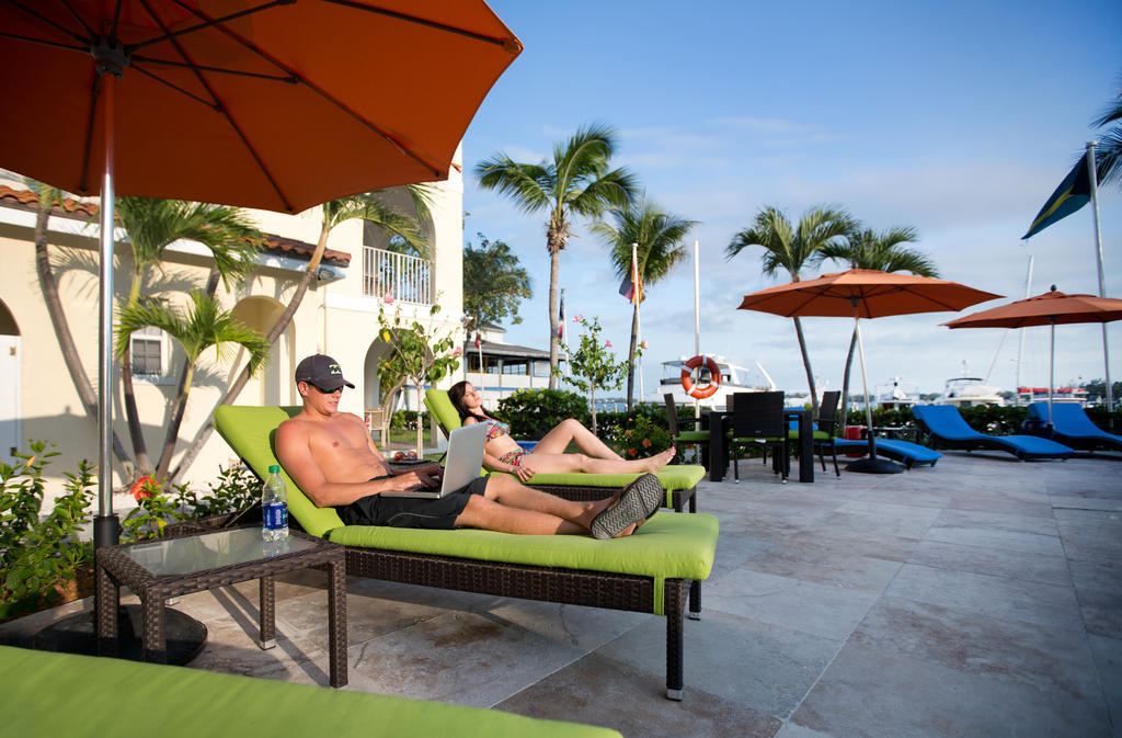 Paradise Harbour Club & Marina Nassau Exteriör bild