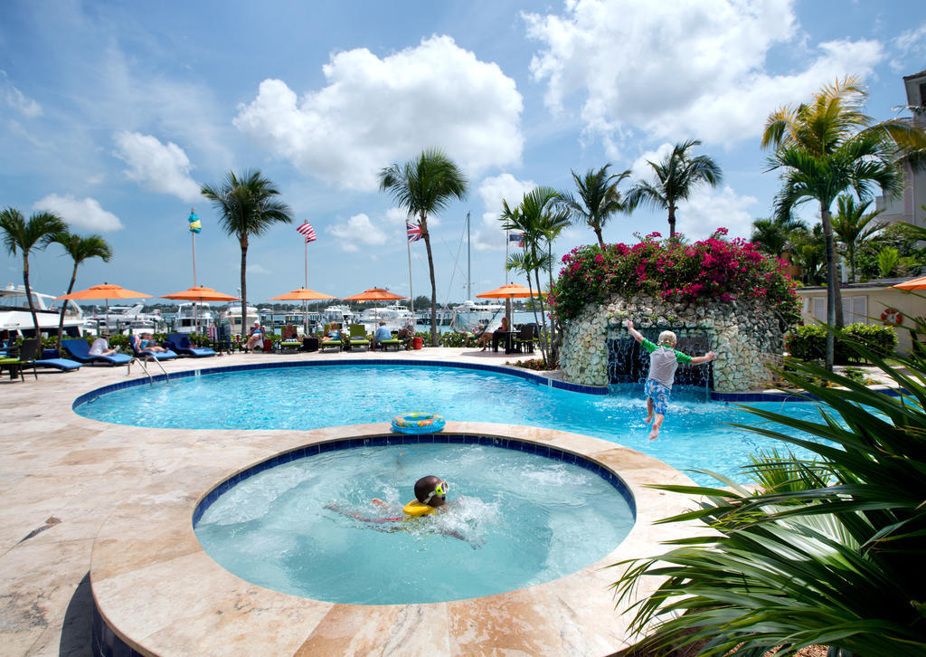 Paradise Harbour Club & Marina Nassau Exteriör bild